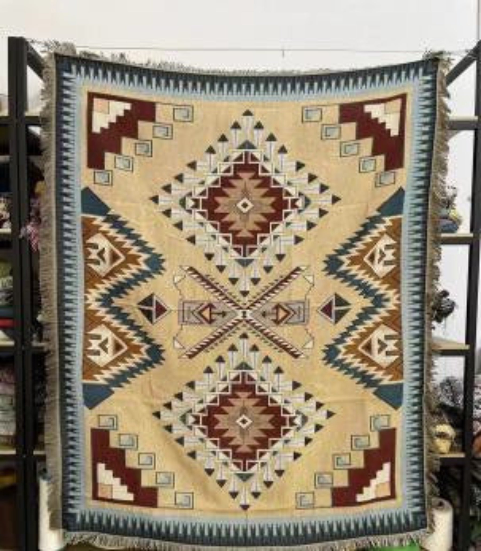 FWB2306 - Knitted Throw