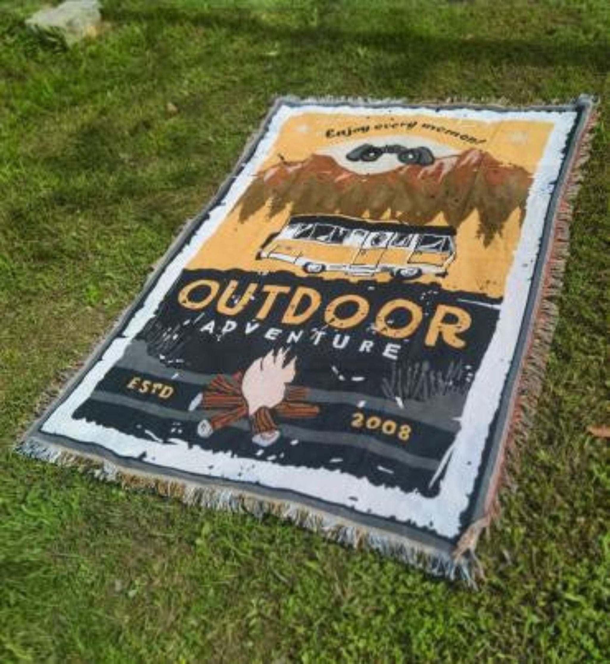 FWB2306 - Knitted Throw