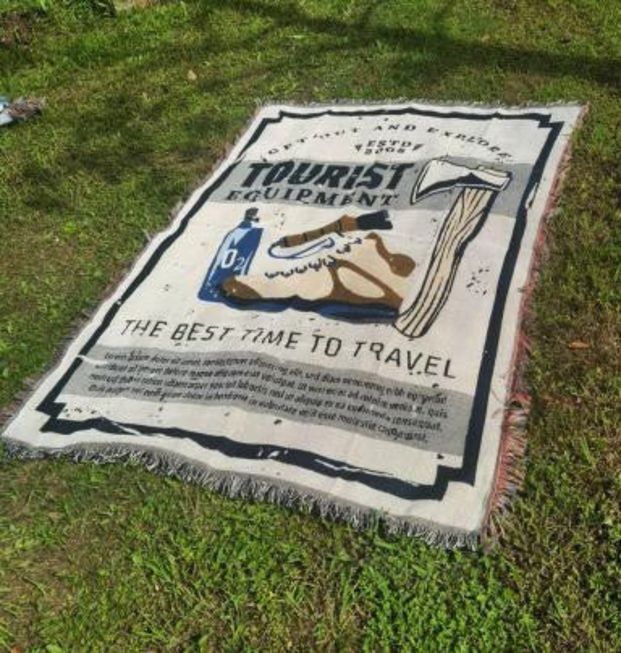 FWB2306 - Knitted Throw